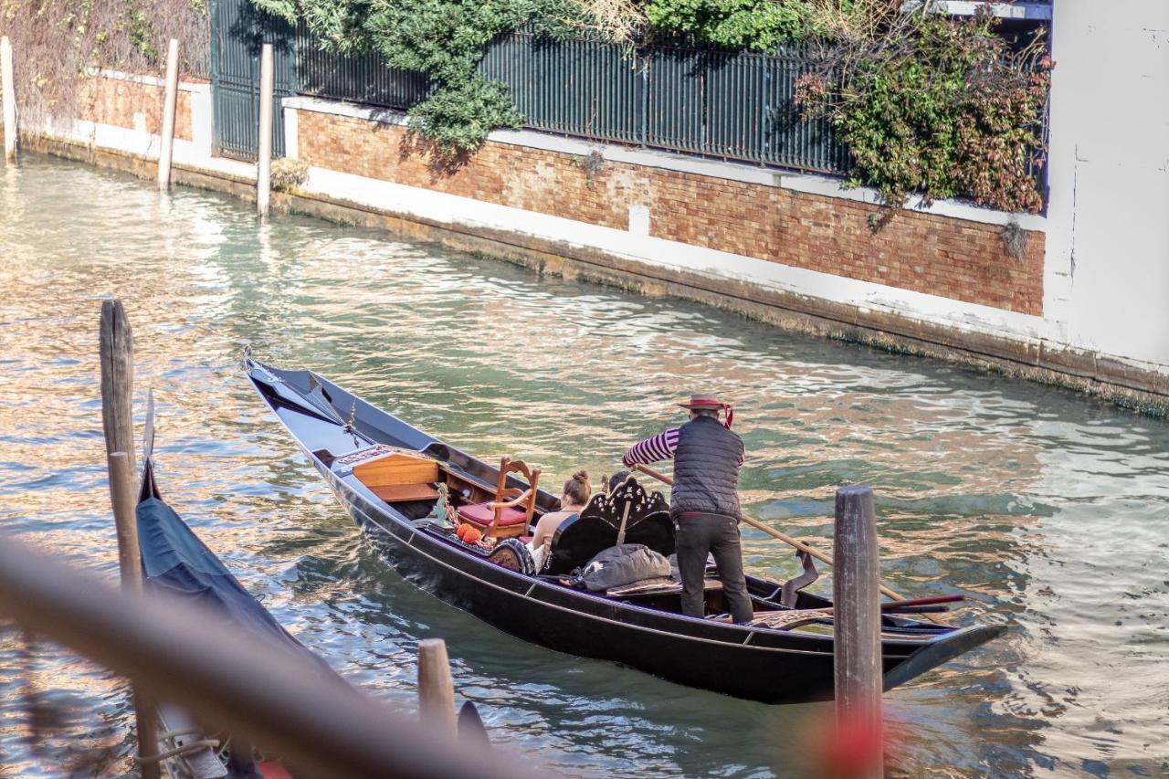 Italian Experience-Riva Degli Schiavoni Boutique Apartment Veneza Exterior foto